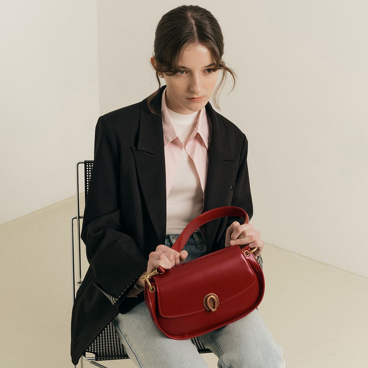 웬스데이딜라잇(WEDNESDAY DELIGHT) WD_Leather saddle handbag_RED