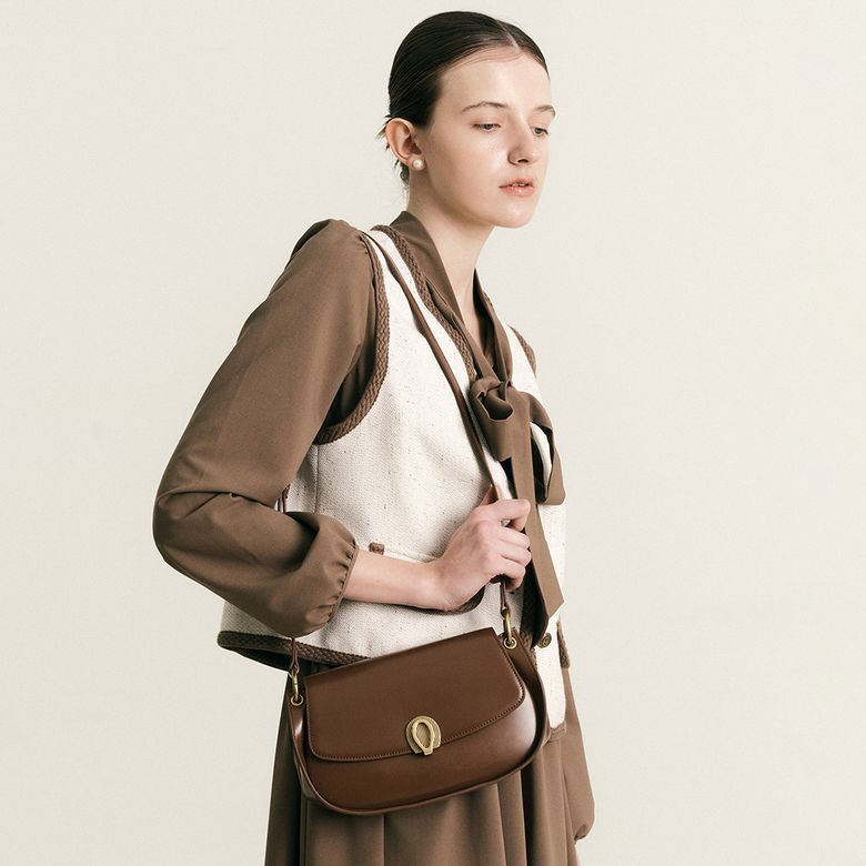 WD_Leather saddle handbag_BROWN