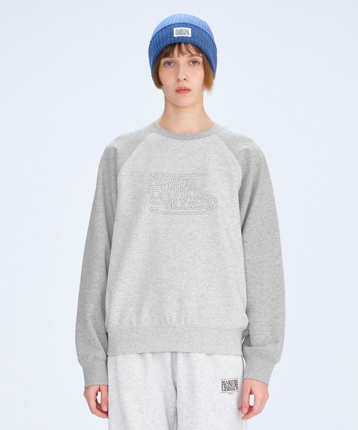 마리떼 프랑소와 저버(MARITHÉ + FRANҪOIS GIRBAUD) GRAFFITI COLOR BLOCK RAGLAN SWEATSHIRT gray