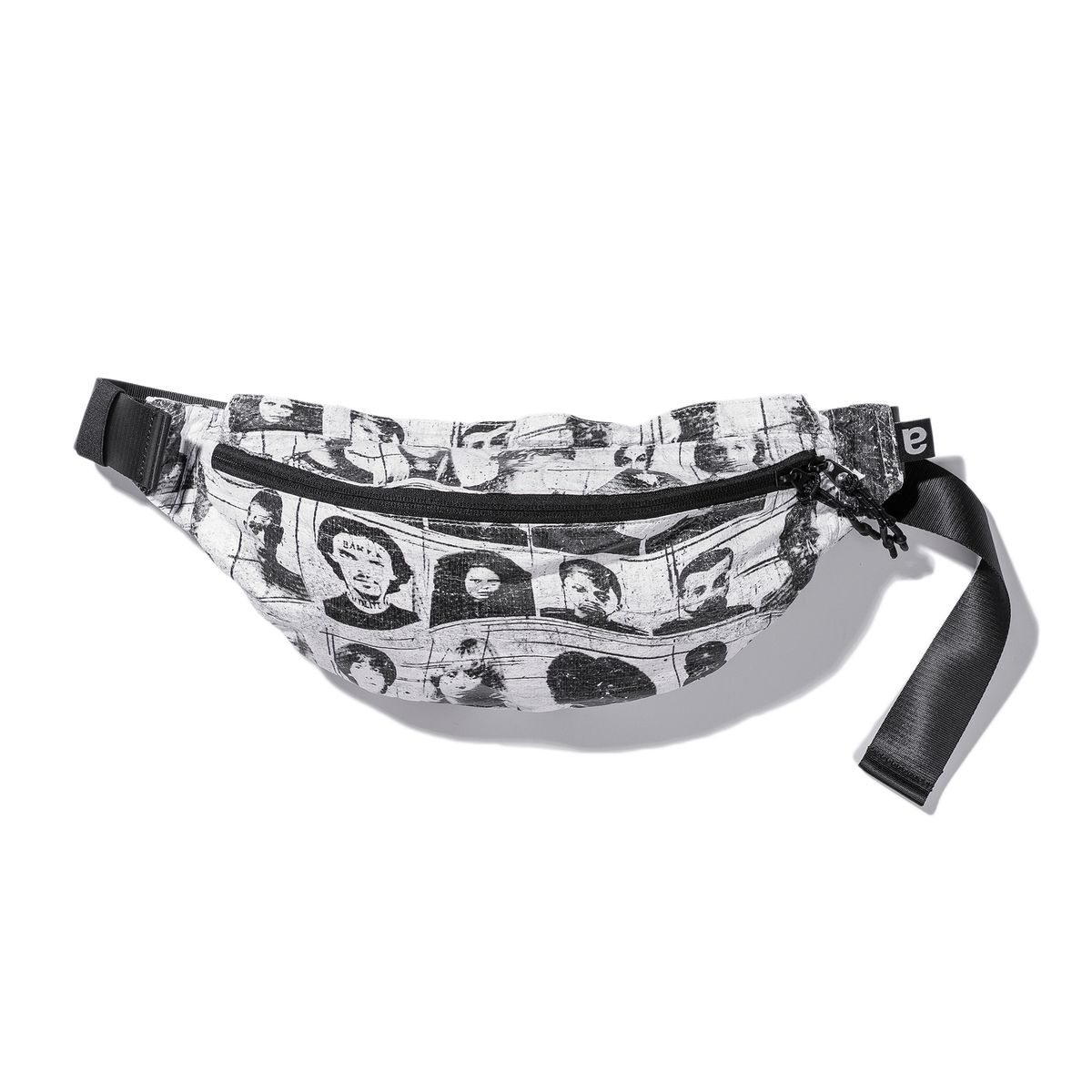 엑스트라오디너리(EXTRAORDINARY) PORTRAIT PRINTING HIP SACK  WHITE