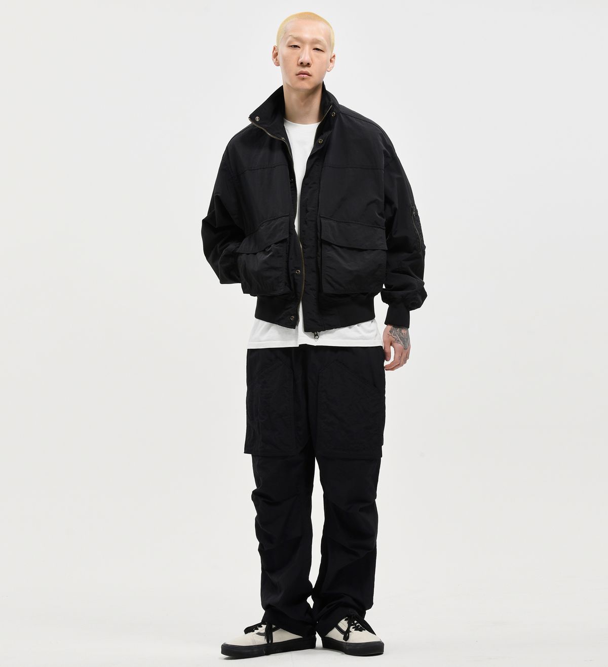 엑스트라오디너리(EXTRAORDINARY) PUCKERING POCKET PANTS  BLACK