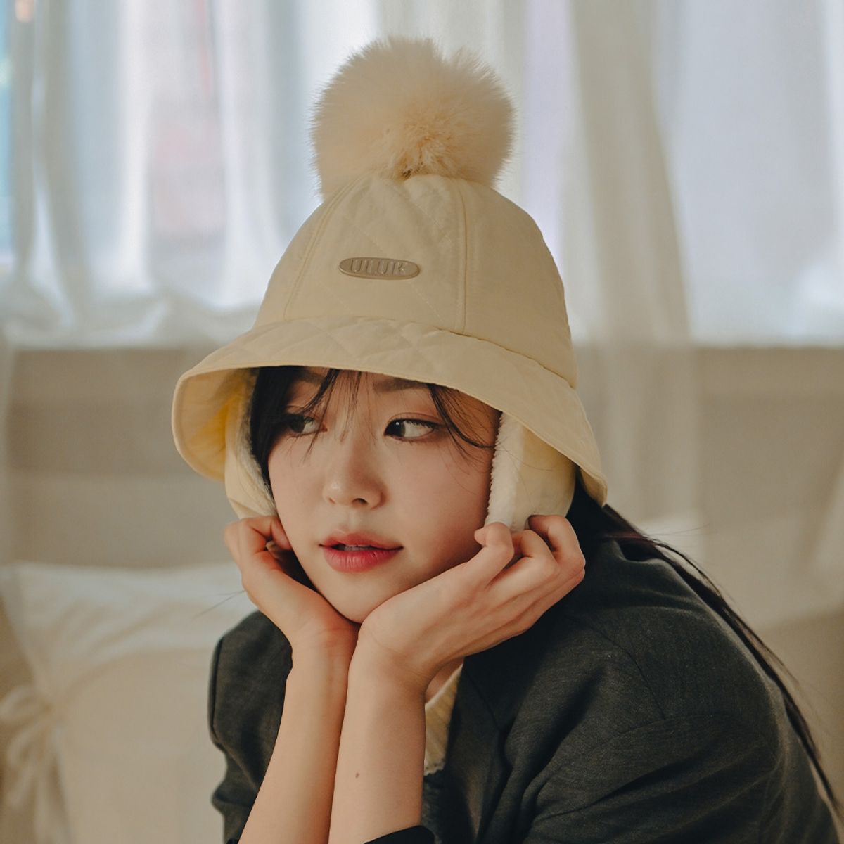 유룩(ULUK) 에션셜 퀼팅 이어머프 버킷햇_Ivory