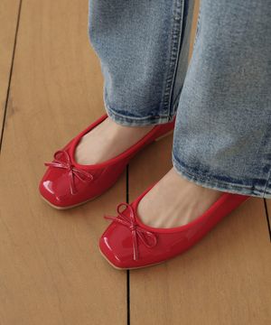 에리노 에나멜 리본 플랫슈즈 (1cm)