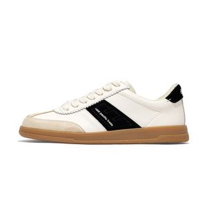 SANTOS (OFF WHITE/BLACK)