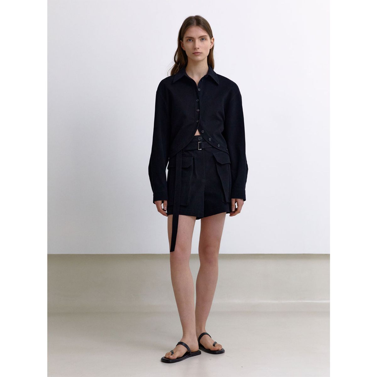 퍼블리카엑스(PUBLICKA X) HENRYK HALF PANTS BLACK