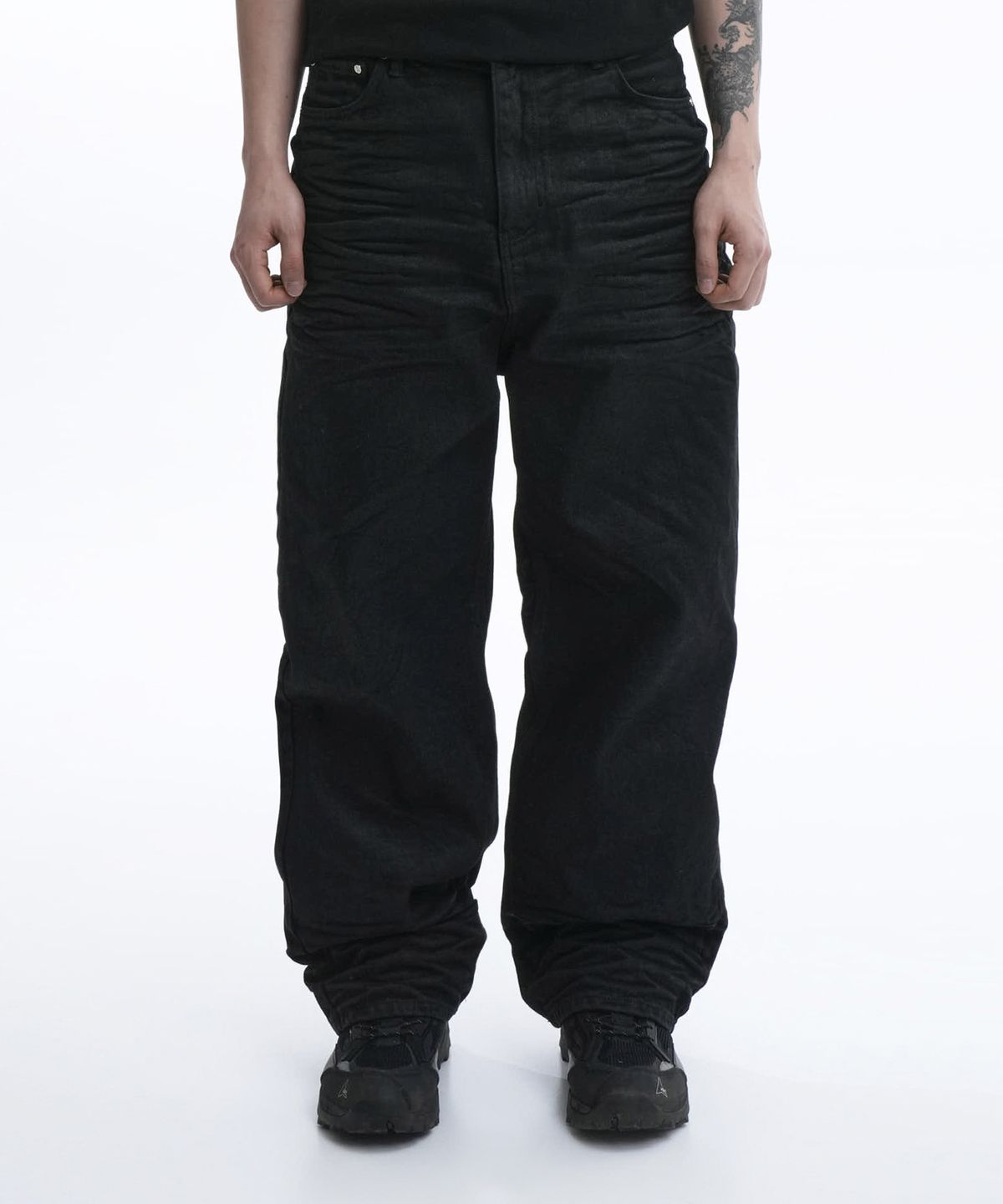 오픈야드(오와이)(OPENYARD(OY)) E.W COATING JEANS-BLACK