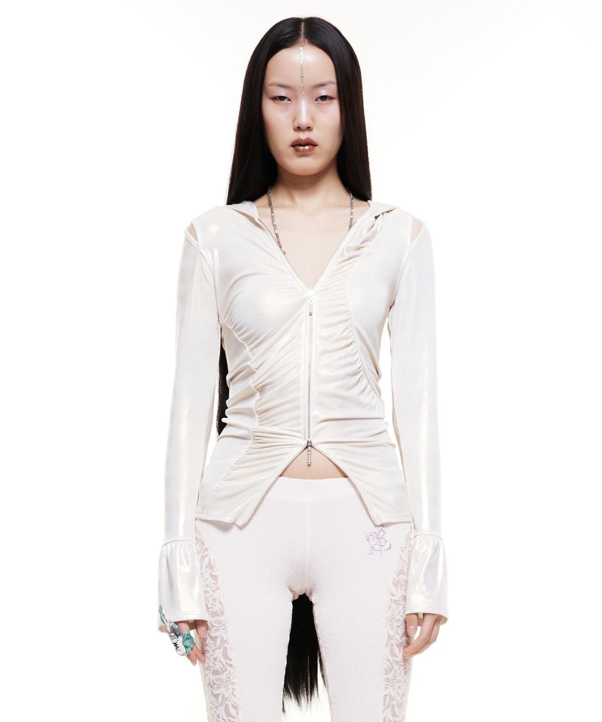 배디(BADEE) Cut-Out Shirring Hoodie Zip-up Glitter Ivory