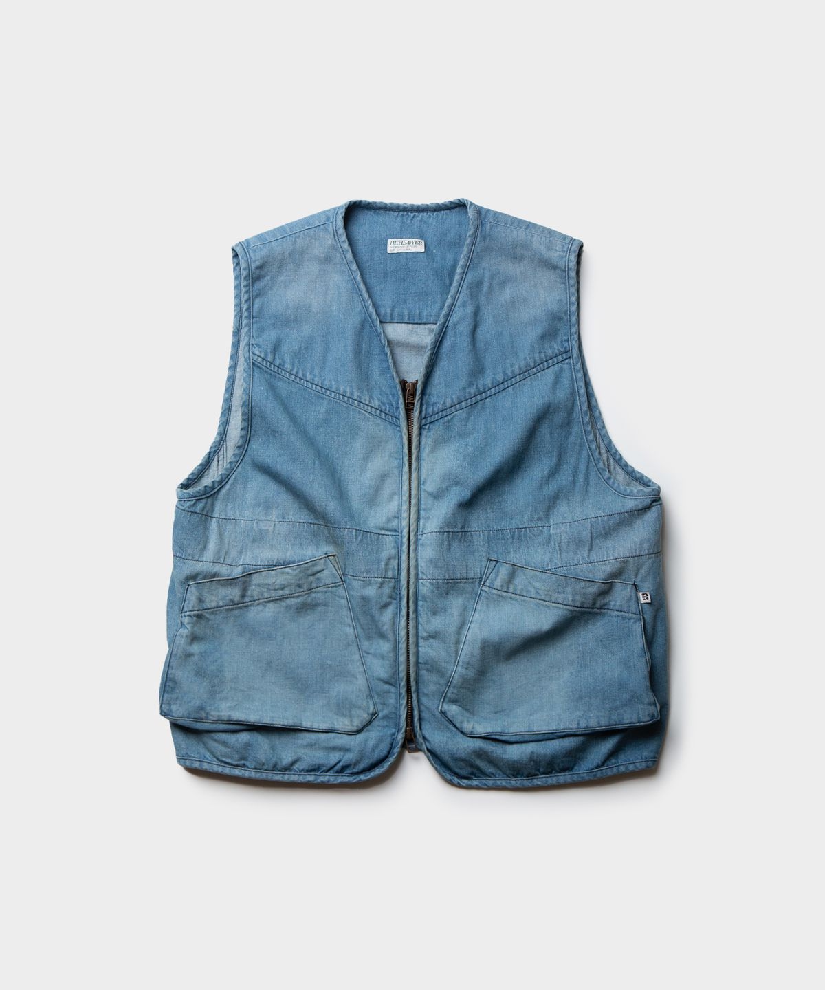 비헤비어(BEHEAVYER) BUSH VEST washed denim