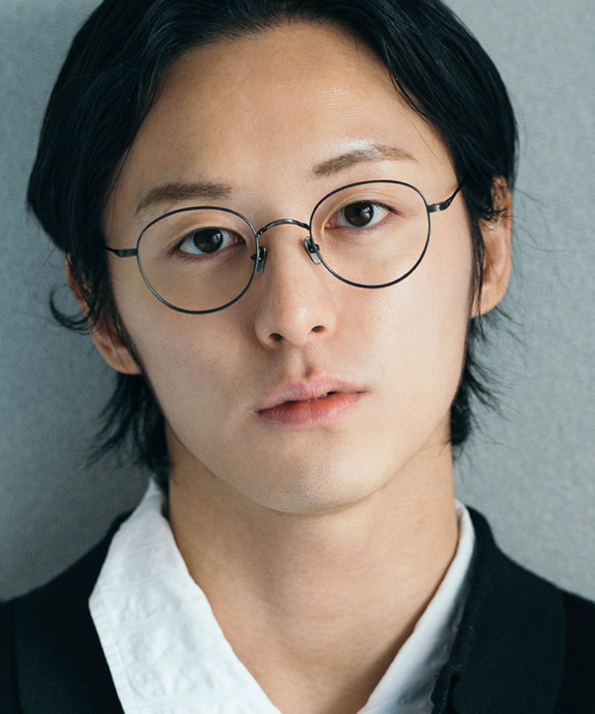 앰버옵티컬(AMBEROPTICAL) 스탠 49 실버