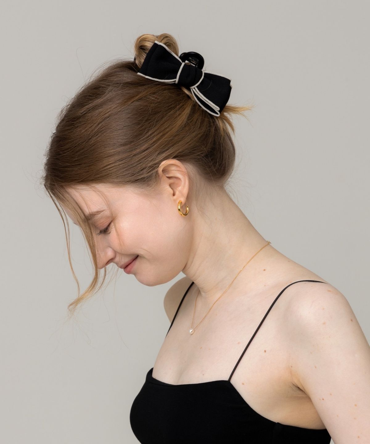 릴리코리(LILYKORI) Black Romantic Ribbon Hair Claw