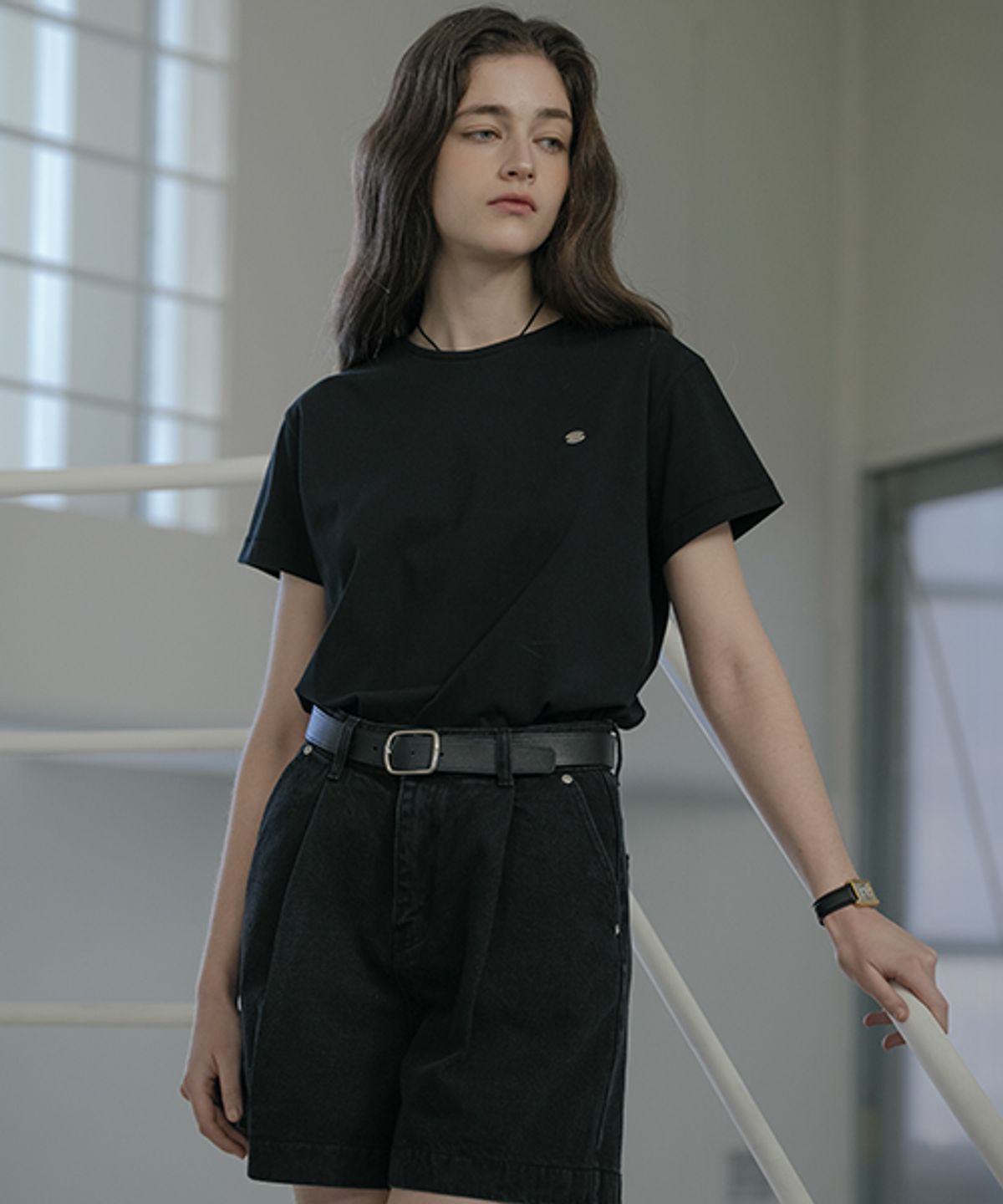 노운베러(KNOWNBETTER) Soft basic logo T-shirt_Black