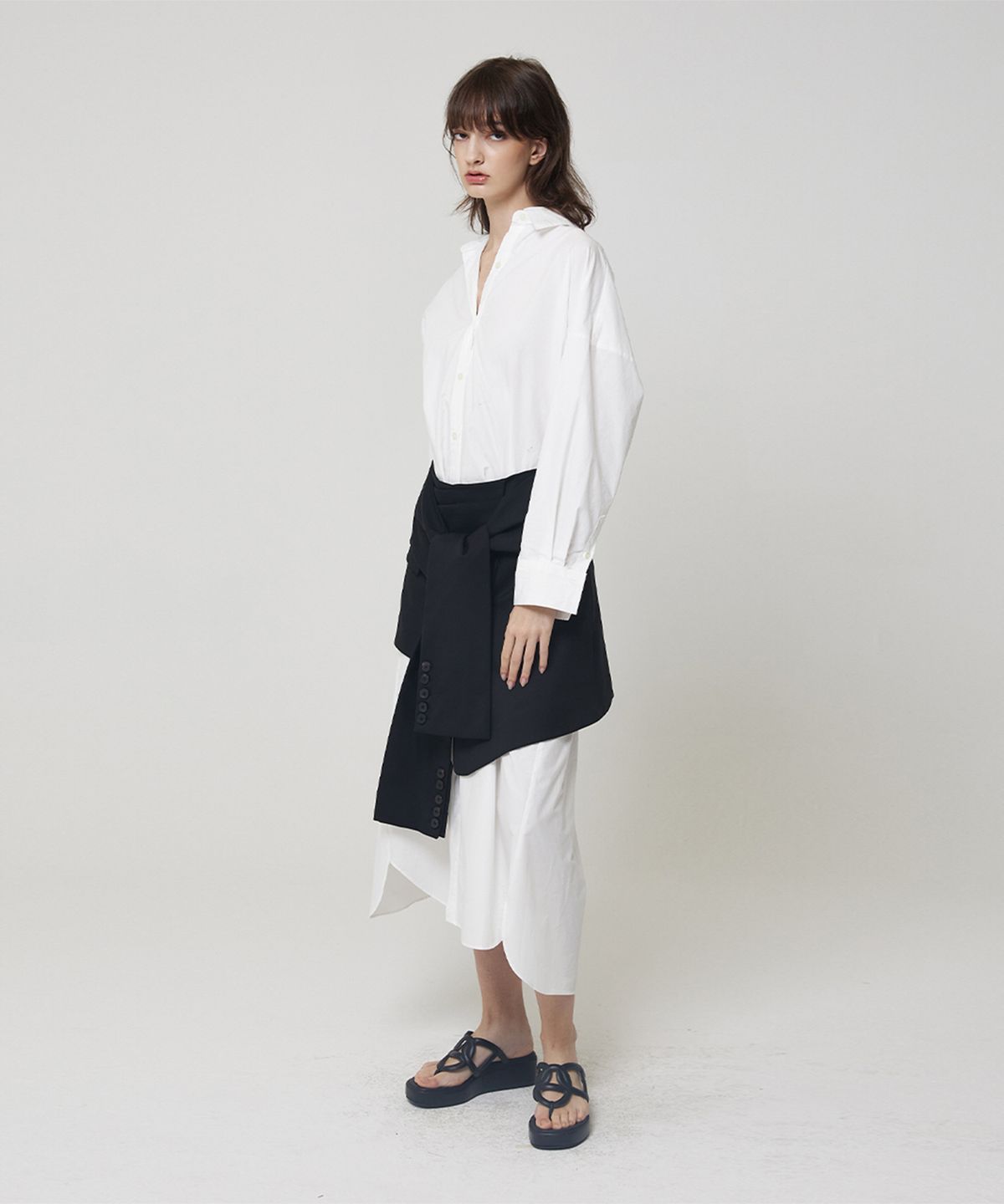 므아므(MMAM) Blazer crop layered cover-up