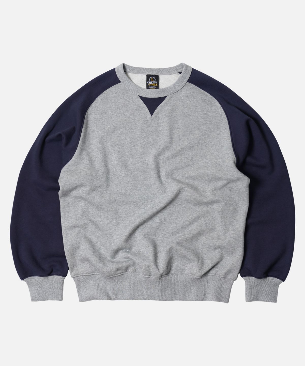 프리즘웍스(FRIZMWORKS) ROUNDED RAGLAN SWEATSHIRT _ NAVY