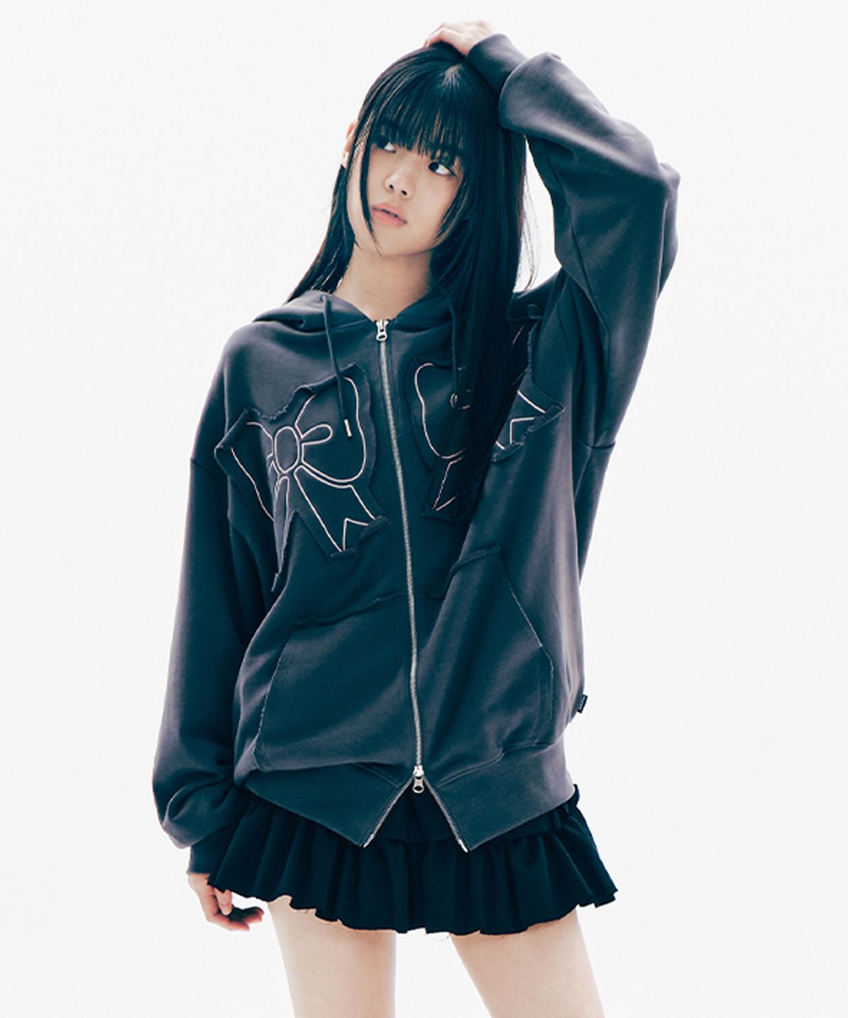 유희(YOUHEE) YOUHEE RIBBON HOOD ZIP-UP CHARCOAL