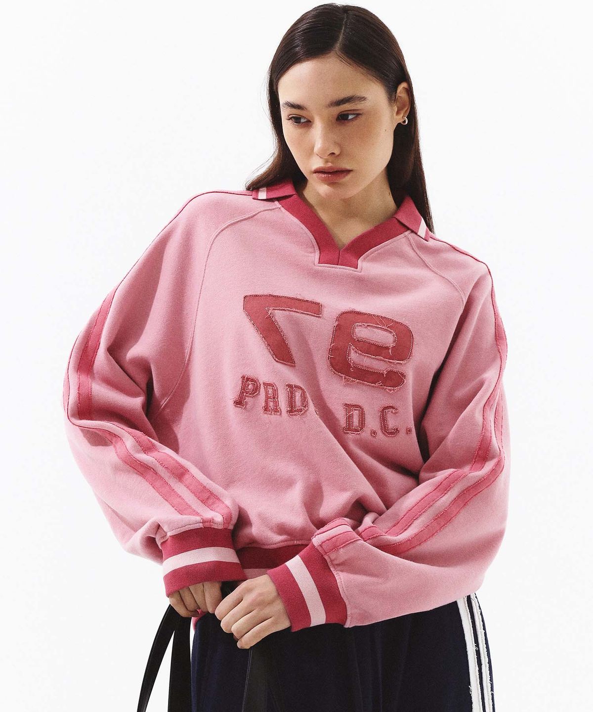 프렌다(PRENDA) PRENDA LOGO TAPE APPLIQUE SWEATSHIRTS DEELA PINK
