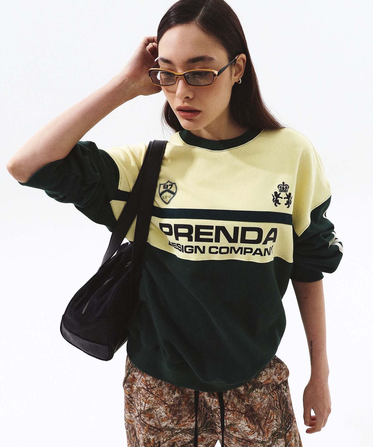 프렌다(PRENDA) PDC UNIFORM LINE CREWNECK SWEATSHIRT GREEN