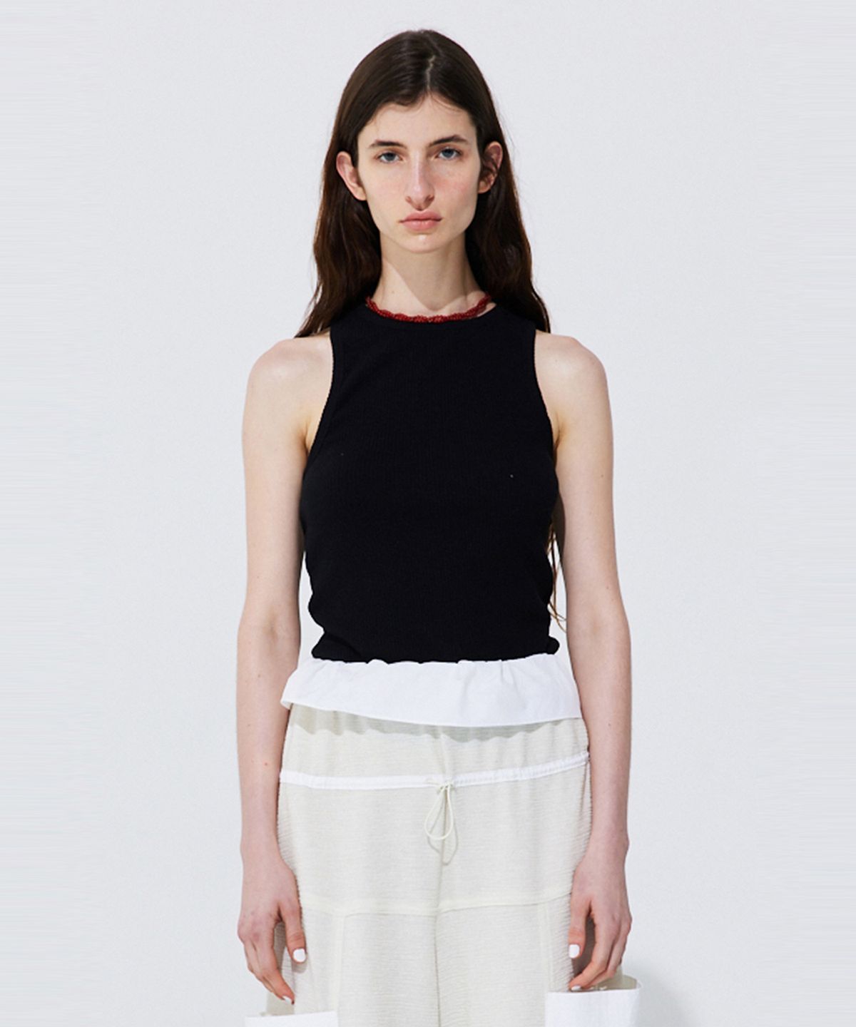 분더캄머(WNDERKAMMER) Back Cut-out Sleeveless_Black (백 컷아웃 슬리브리스_블랙)