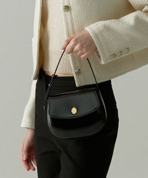 어뮤즈 미니 새들 블랙