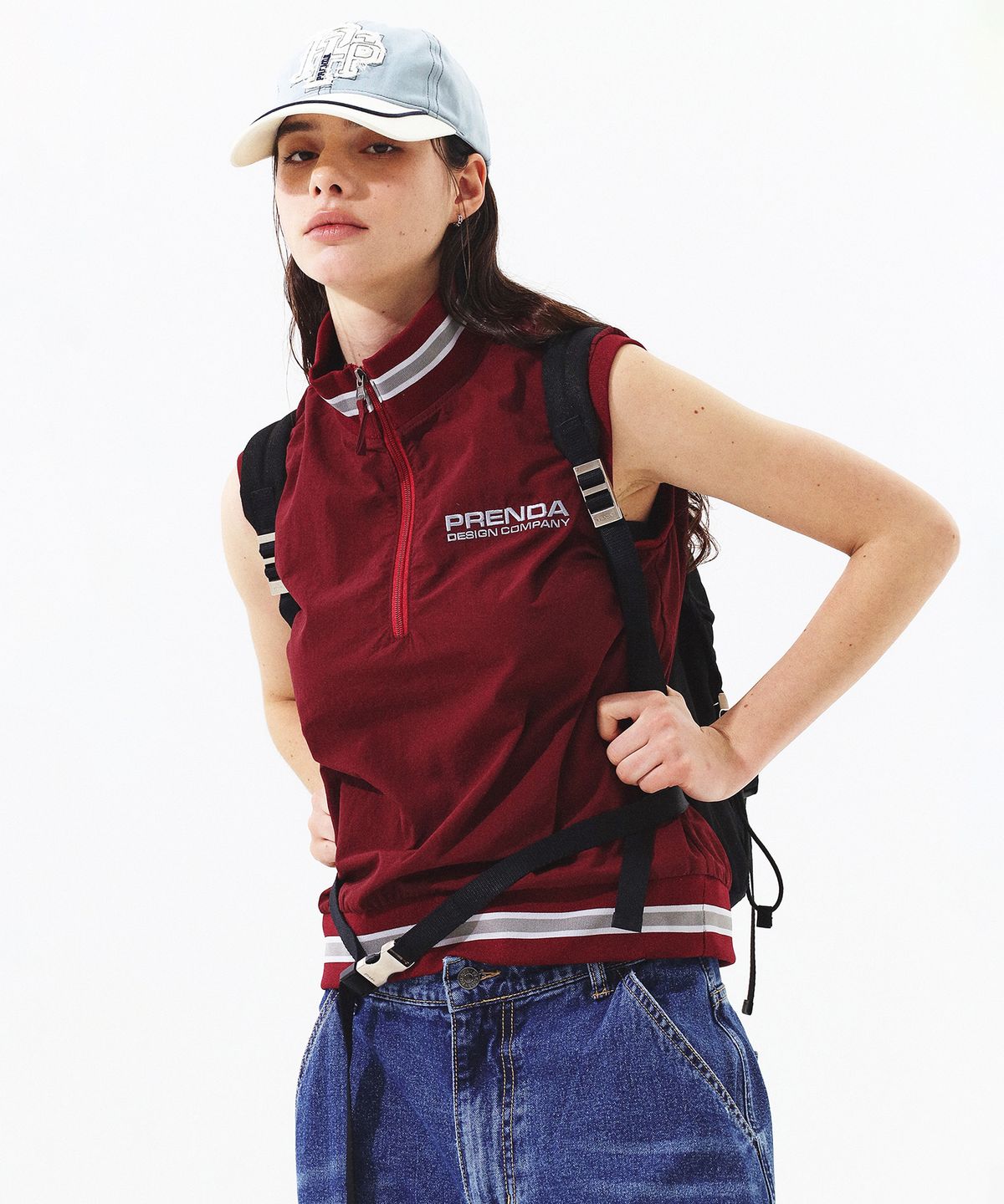 프렌다(PRENDA) HALF ZIP-UP NYLON VEST BURGANDY