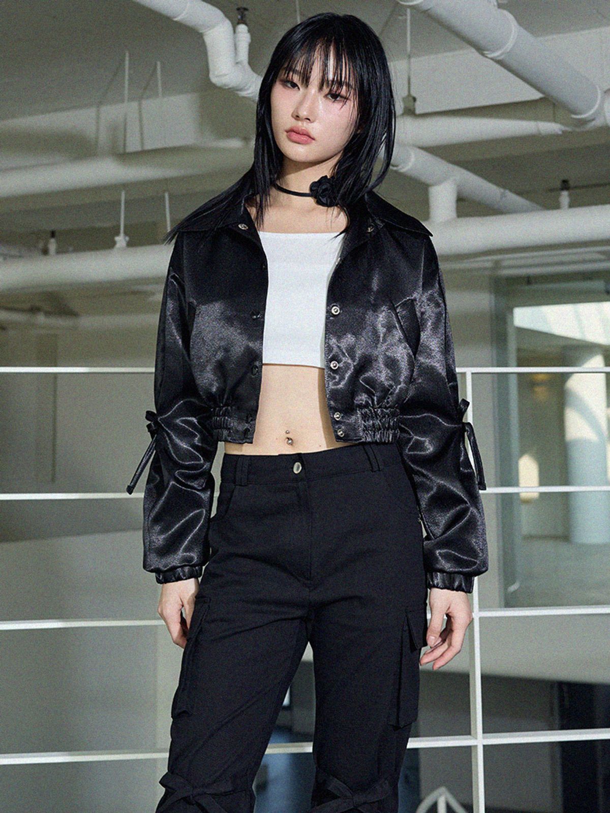 아이토브 서울(ITOV SEOUL) 새틴 스타디움 점퍼 BK