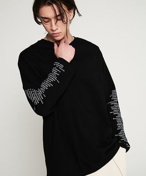 sleeve lettering round long-sleeved black