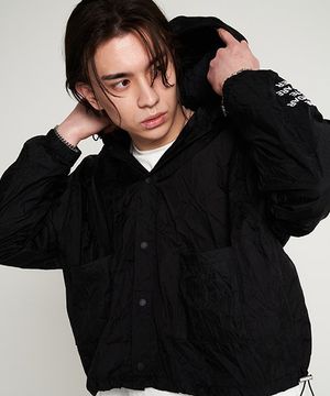 wrinkled cropped string hooded windbreaker black
