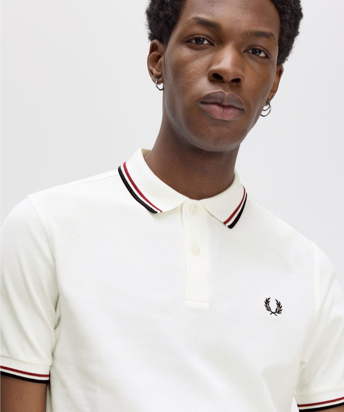 프레드페리(FRED PERRY) [M3600] 트윈 팁 프레드페리 셔츠 - 스노우화이트/번트레드/네이비 M3600-T60