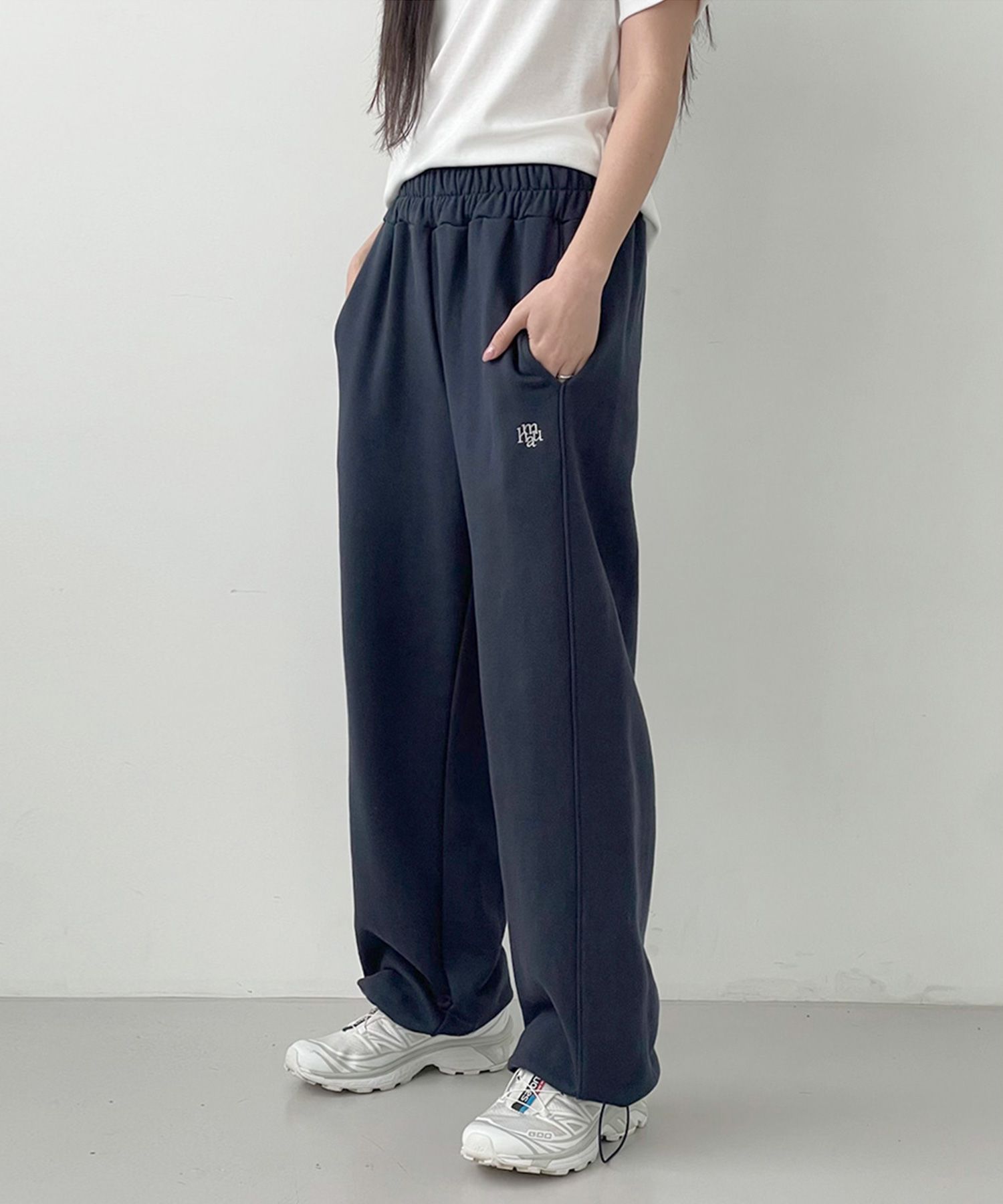 ●muahmuah● Logo Stitch Training Pants 2color _MUP24104_ MUSINSA | MUAHMUAH Logo Stitch Training Pants [2color]