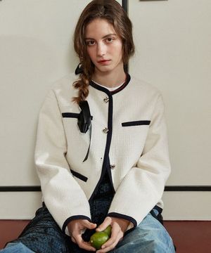 HEART BUTTON TWEED JACKET_IVORY