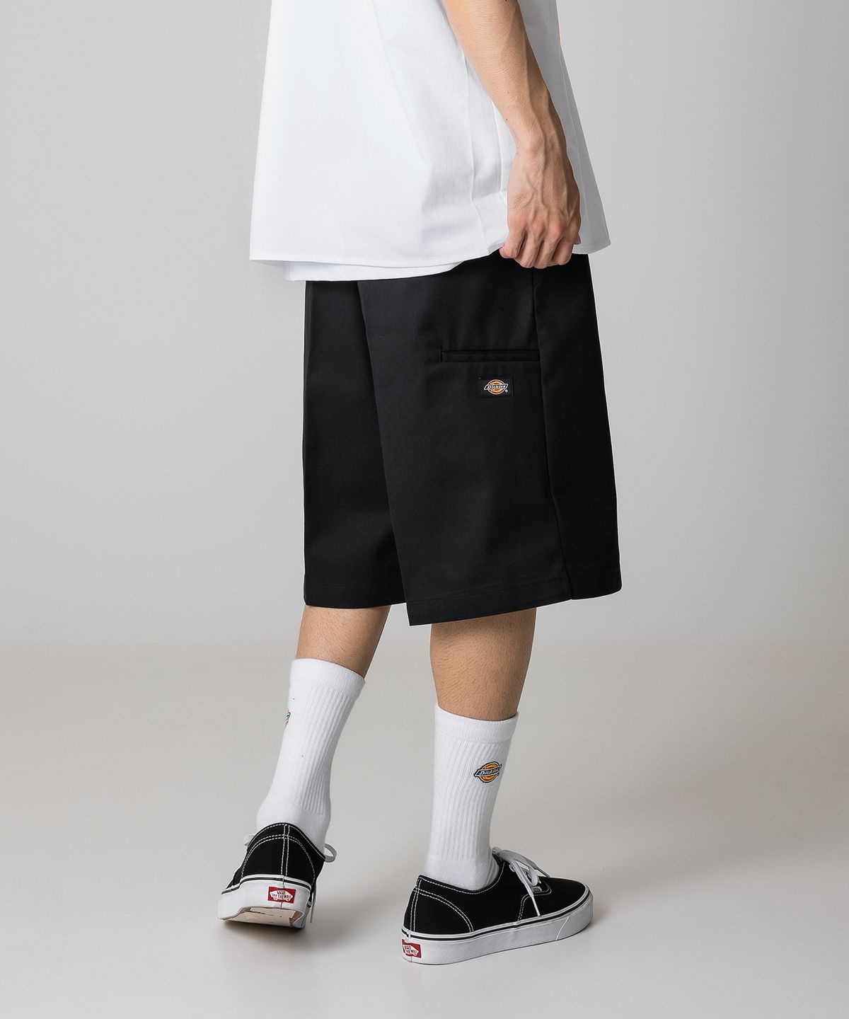 디키즈(DICKIES) 42283 루즈핏 워크쇼츠 Black