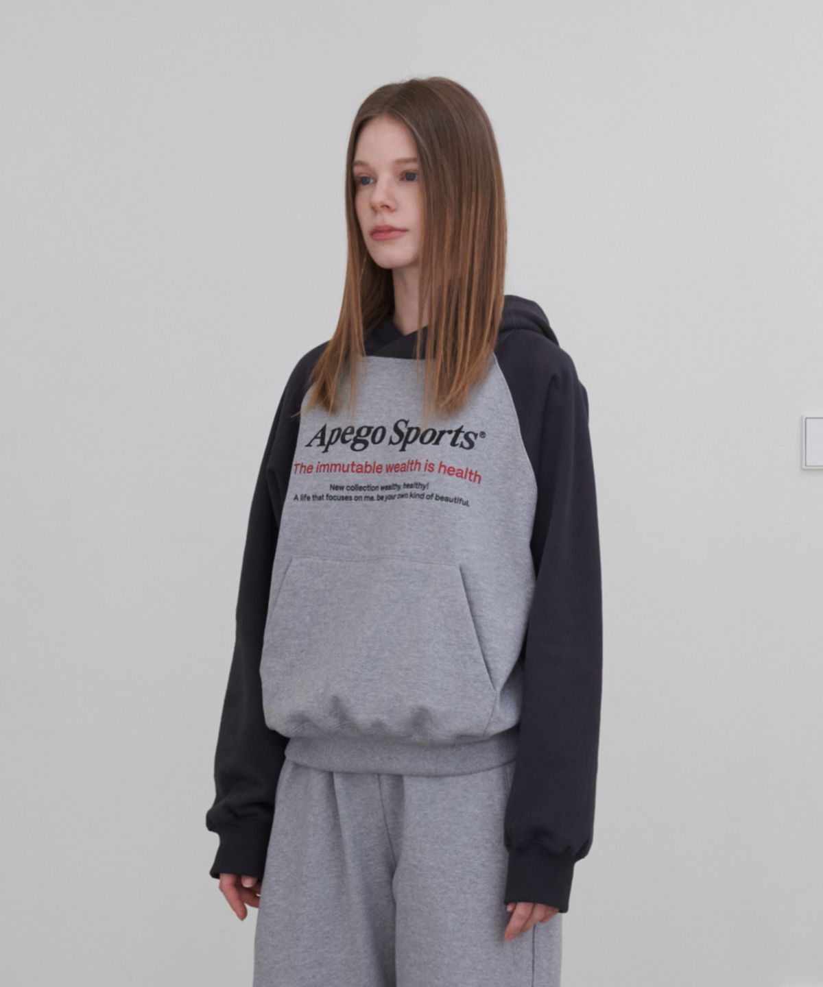아페고 스포츠(APEGO SPORTS) Raglan Logo Hoodie Melange Grey