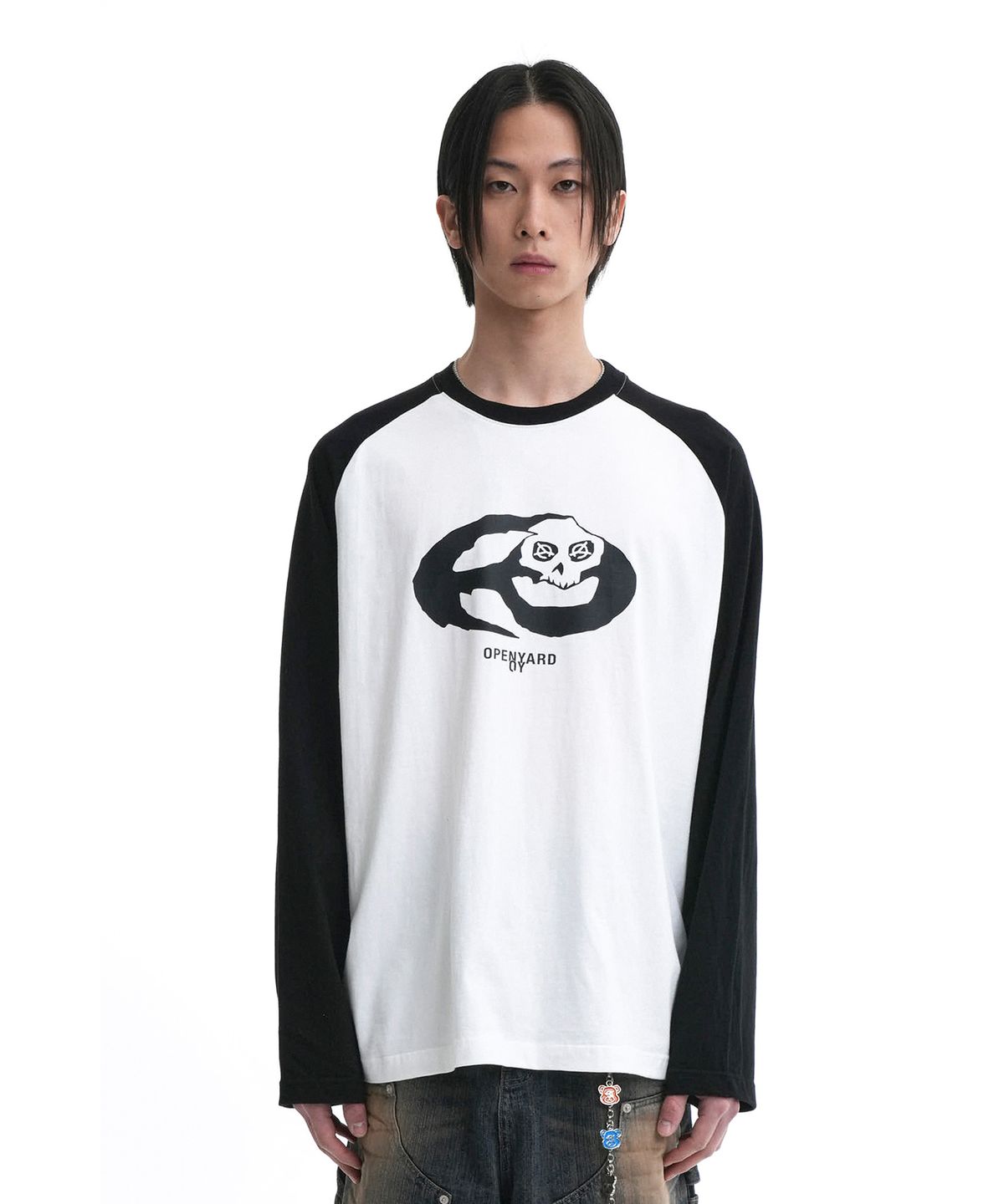 오픈야드(오와이)(OPENYARD(OY)) SKULL S.L RAGLAN LONG SLEEVE-WHITE/BLACK