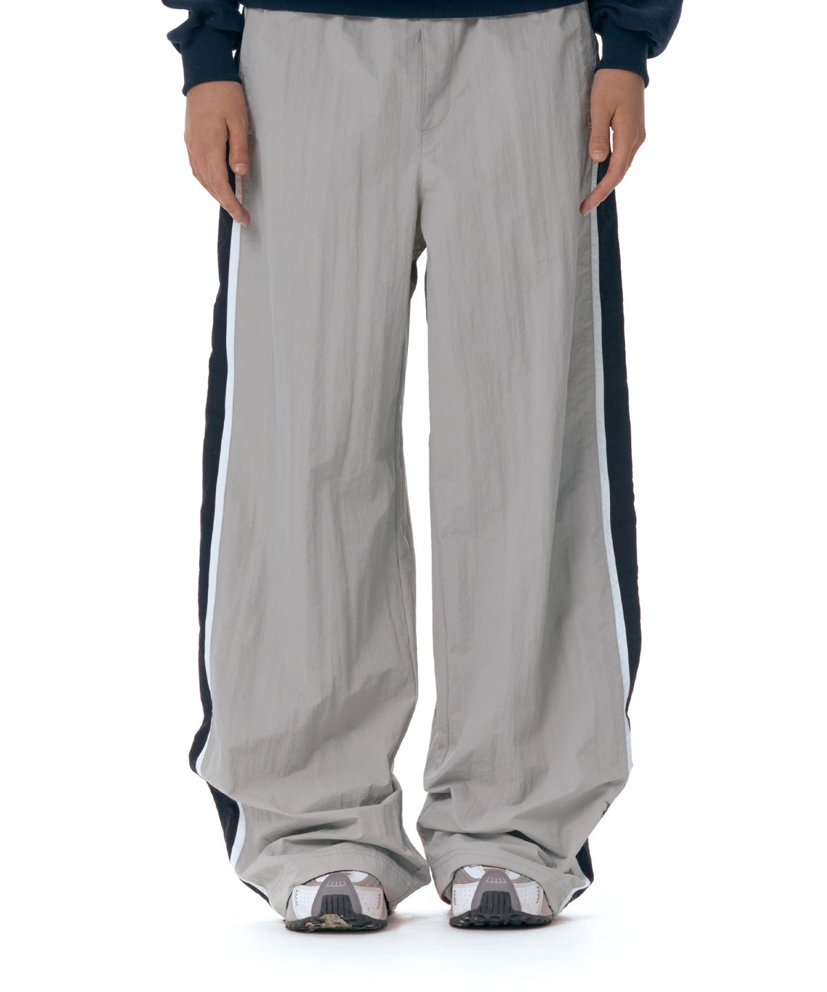 아메스 월드와이드(AMES-WORLDWIDE) SIDE LINE TRACK PANTS GREY (AM2ESUPA10A)