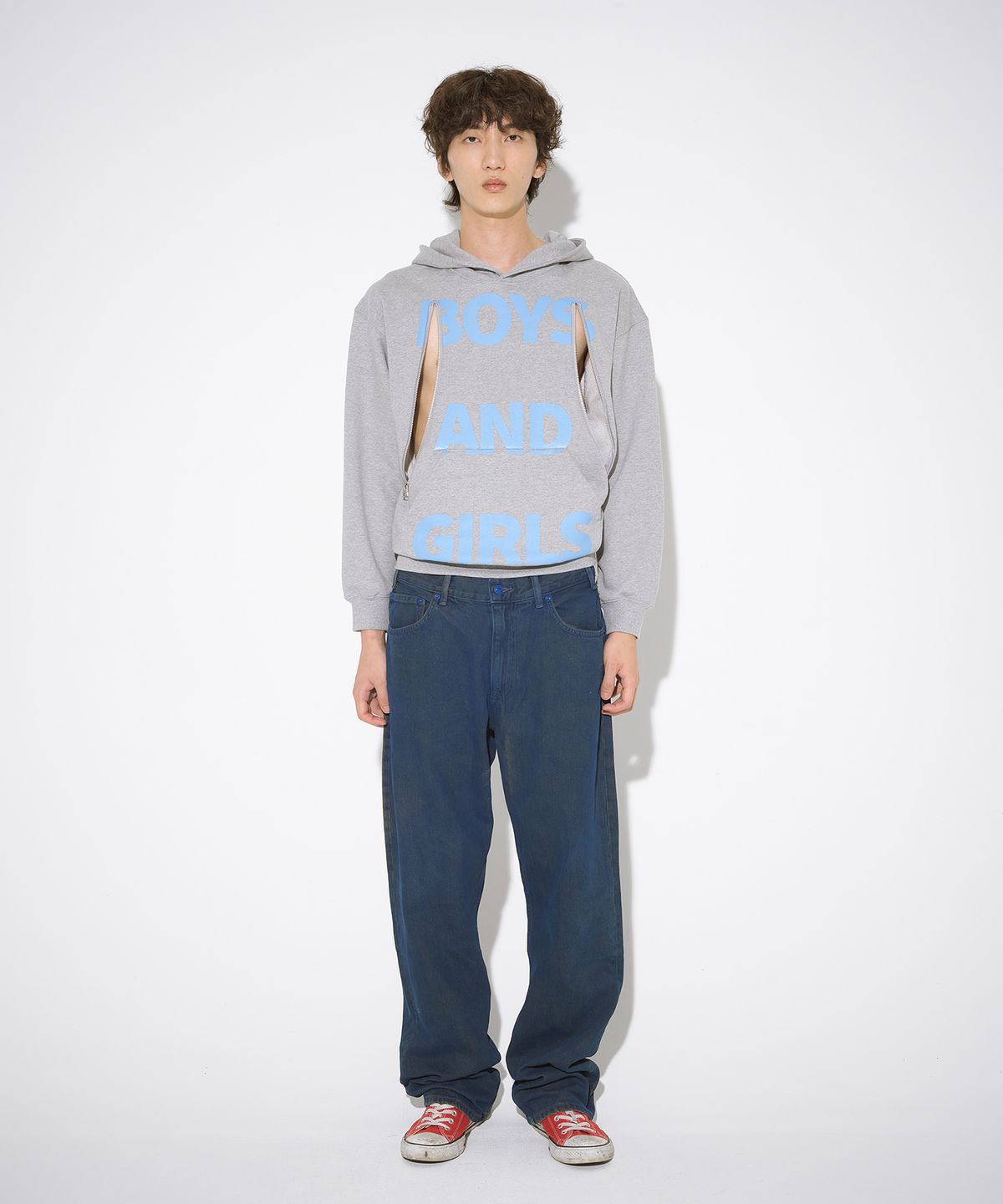 더뮤지엄비지터(THEMUSEUMVISITOR) BNG PRINTED CURVERD ZIPPER HOODY (GREY)