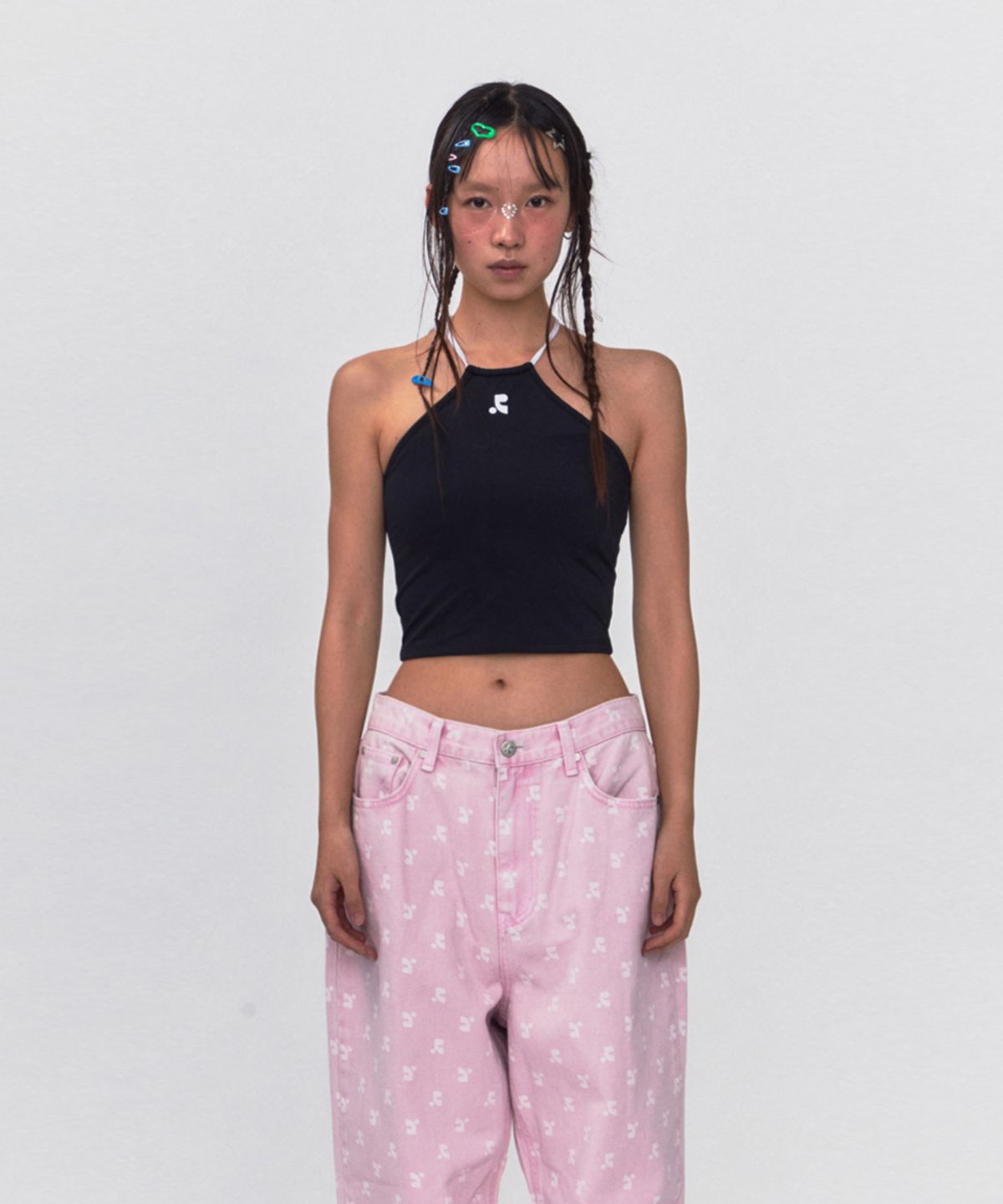 레스트앤레크레이션(REST&RECREATION) RR HALTER NECK CROP TOP_BLACK