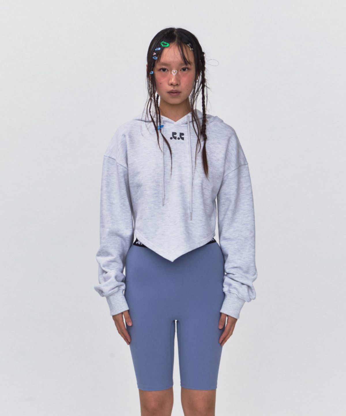 레스트앤레크레이션(REST&RECREATION) RR ARROW POINT HOODIE_LIGHT GREY