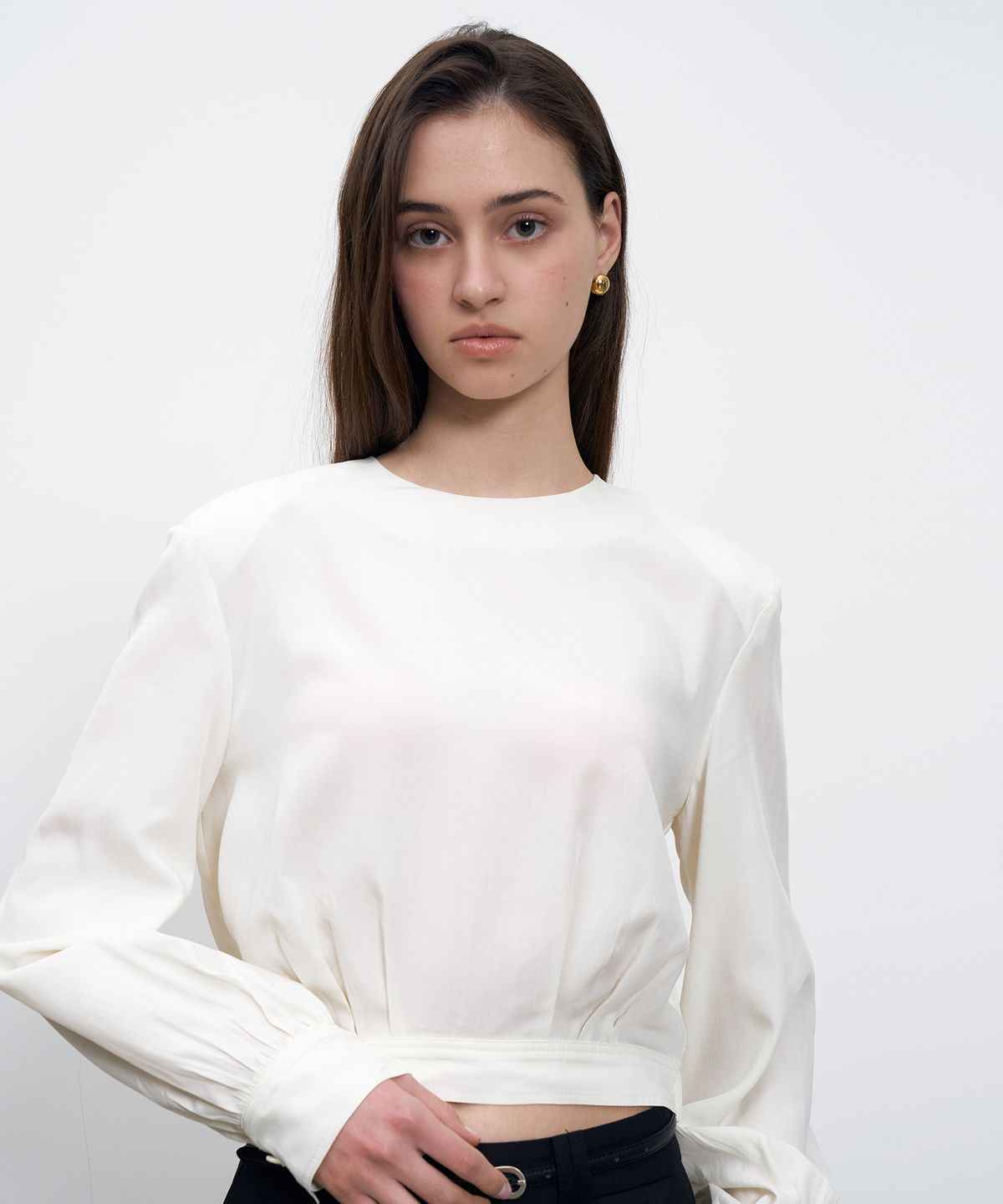 르네제이(RENEJ) Volume Banding Blouse