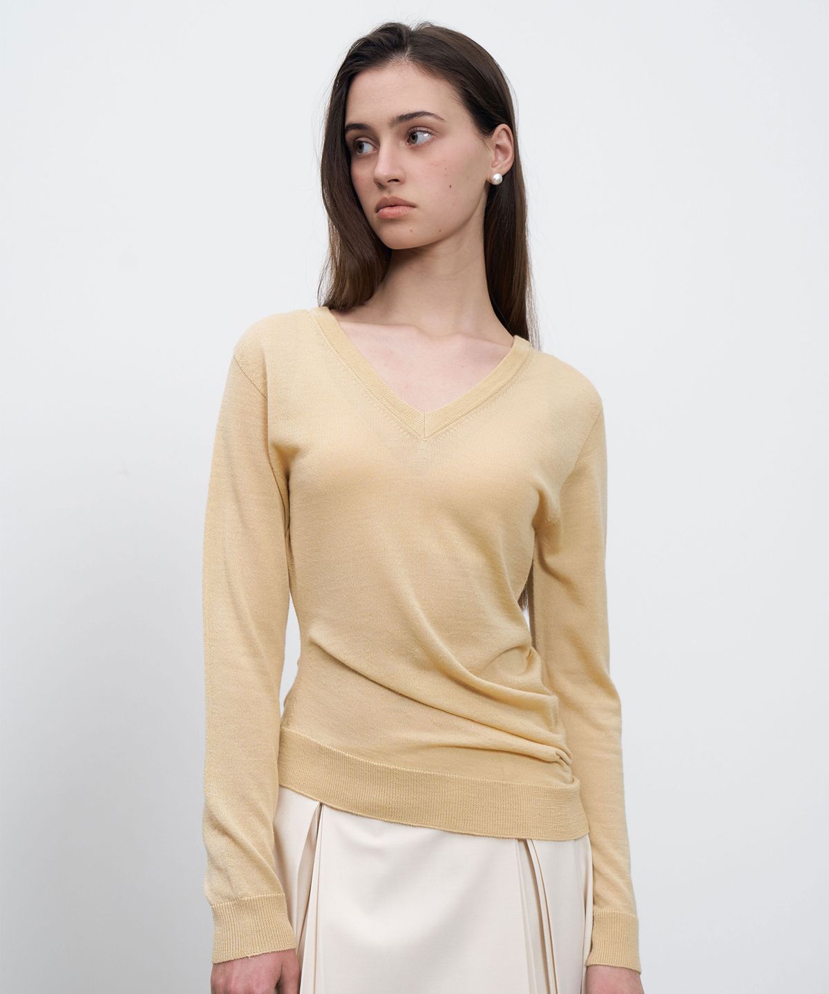 르네제이(RENEJ) V Neck Shirring Knit