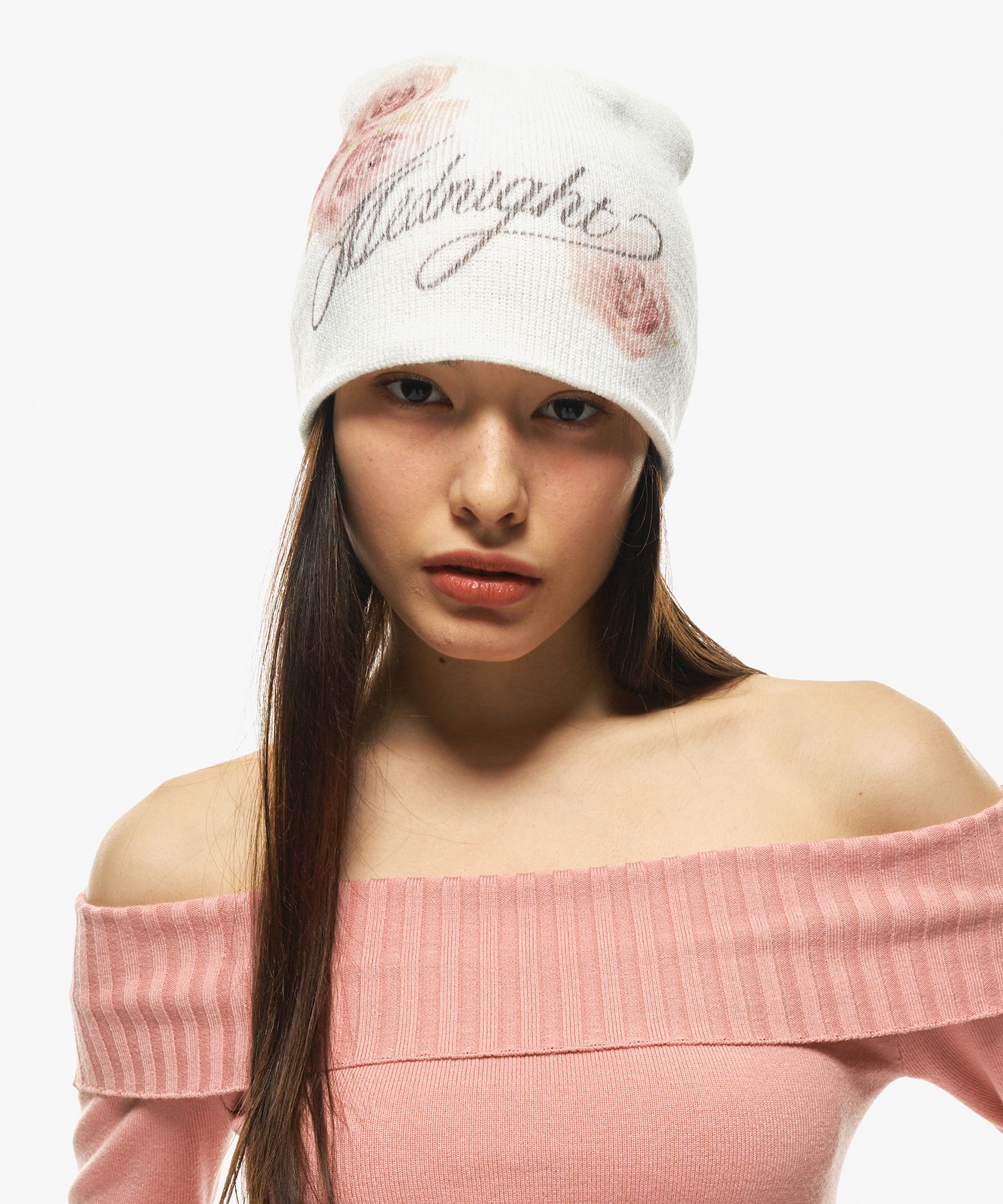 【MIDNIGHT MOVE】rose beanie ★韓国人気★ 追跡付 MUSINSA公式 | MIDNIGHT MOVE rose beanie (ivory)