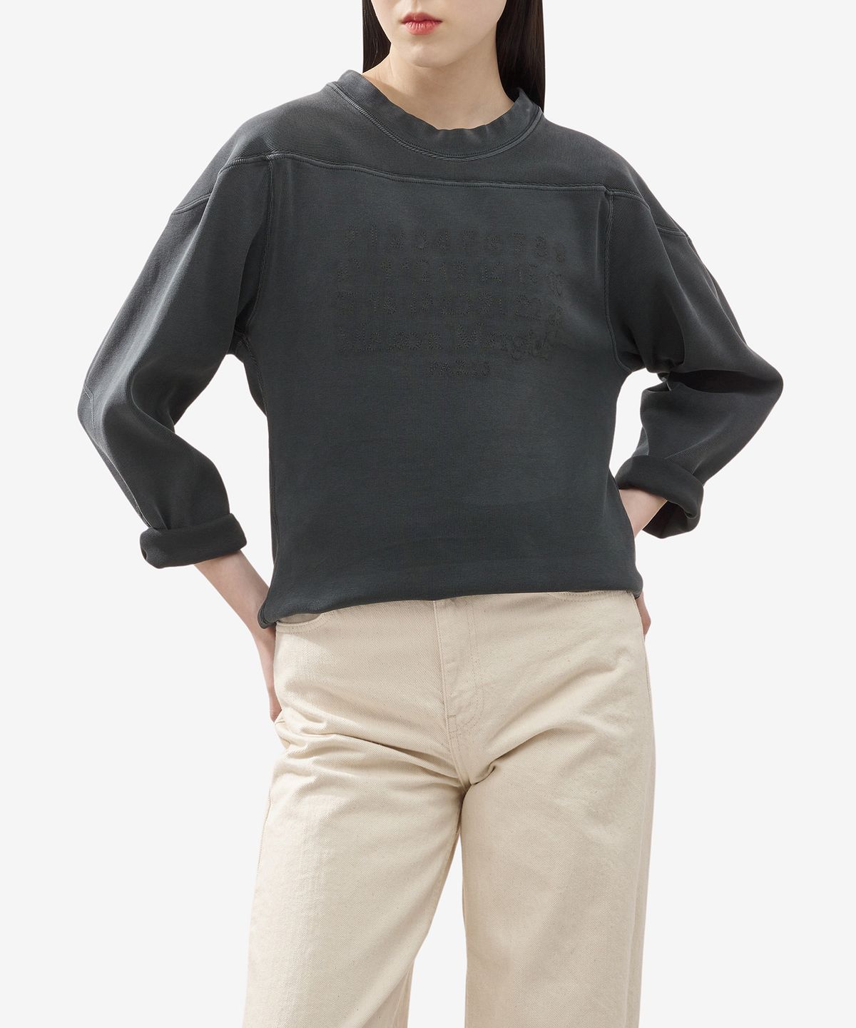 메종 마르지엘라(MAISON MARGIELA) 넘버 로고 언발란스 맨투맨 - 블랙 / S51GU0129S24650900