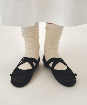 W CROSS BANDING RIBBON FLAT SHOES black