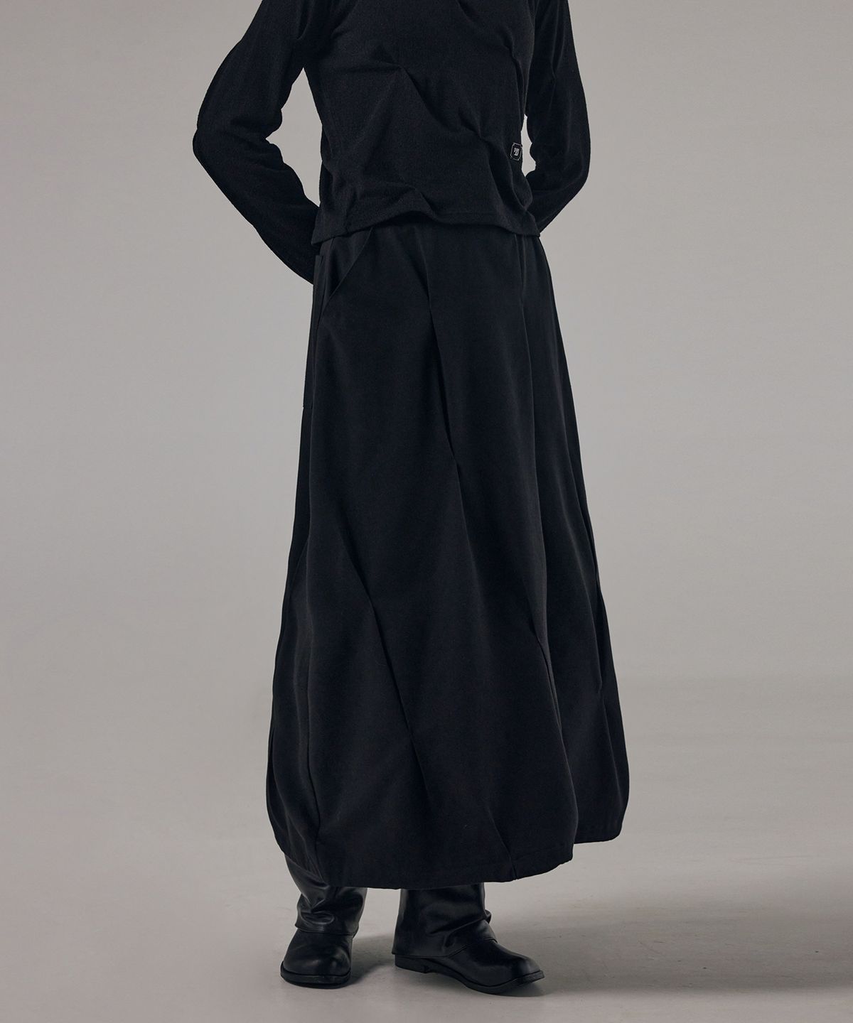 트리밍버드(TREEMINGBIRD) Bar-tack Pleated 2-way Fit Skirt [ Black ]