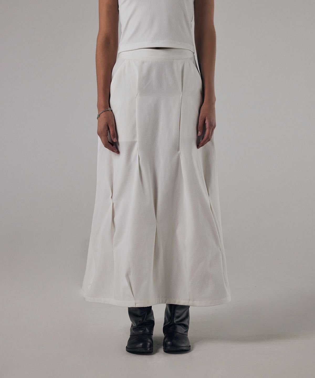 트리밍버드(TREEMINGBIRD) Bar-tack Pleated 2-way Fit Skirt [ White ]