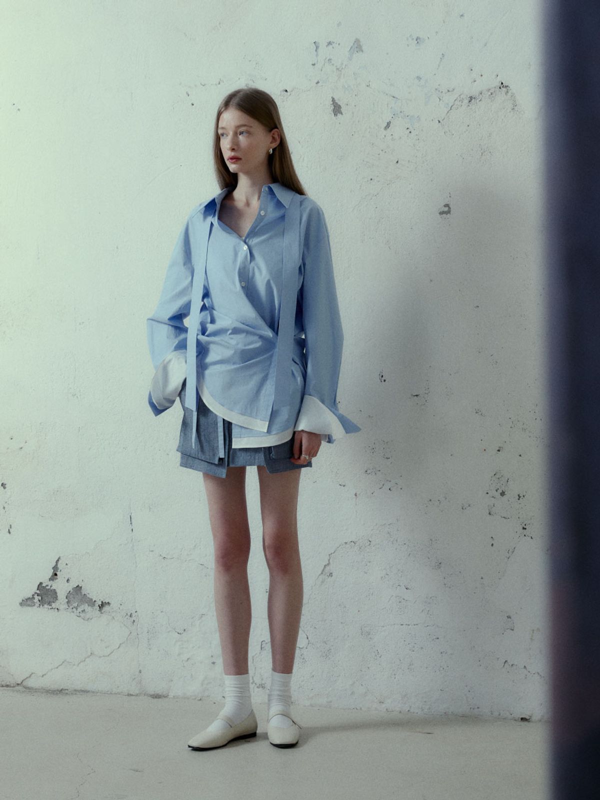 뮤제(MUSEE) MARIA Double Layered Cuffs Shirts - Blue