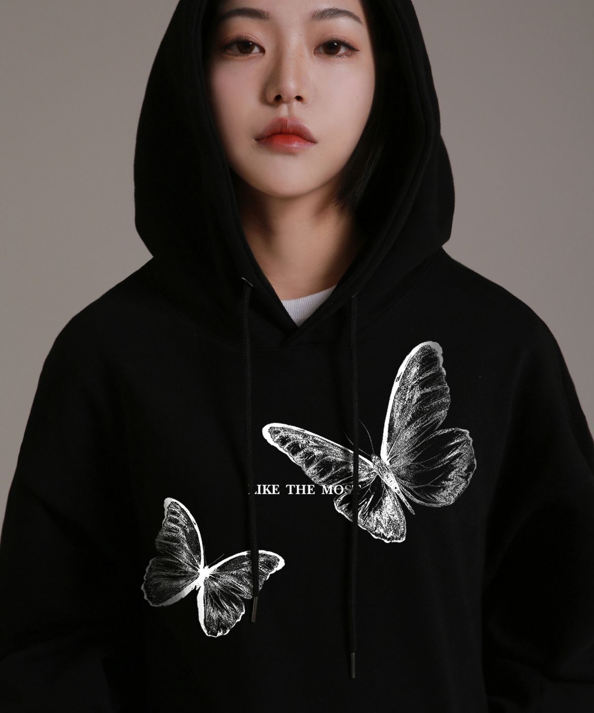 라이크더모스트(LIKE THE MOST) 엑스레이 그래픽 나비 오버 후디 [블랙]
