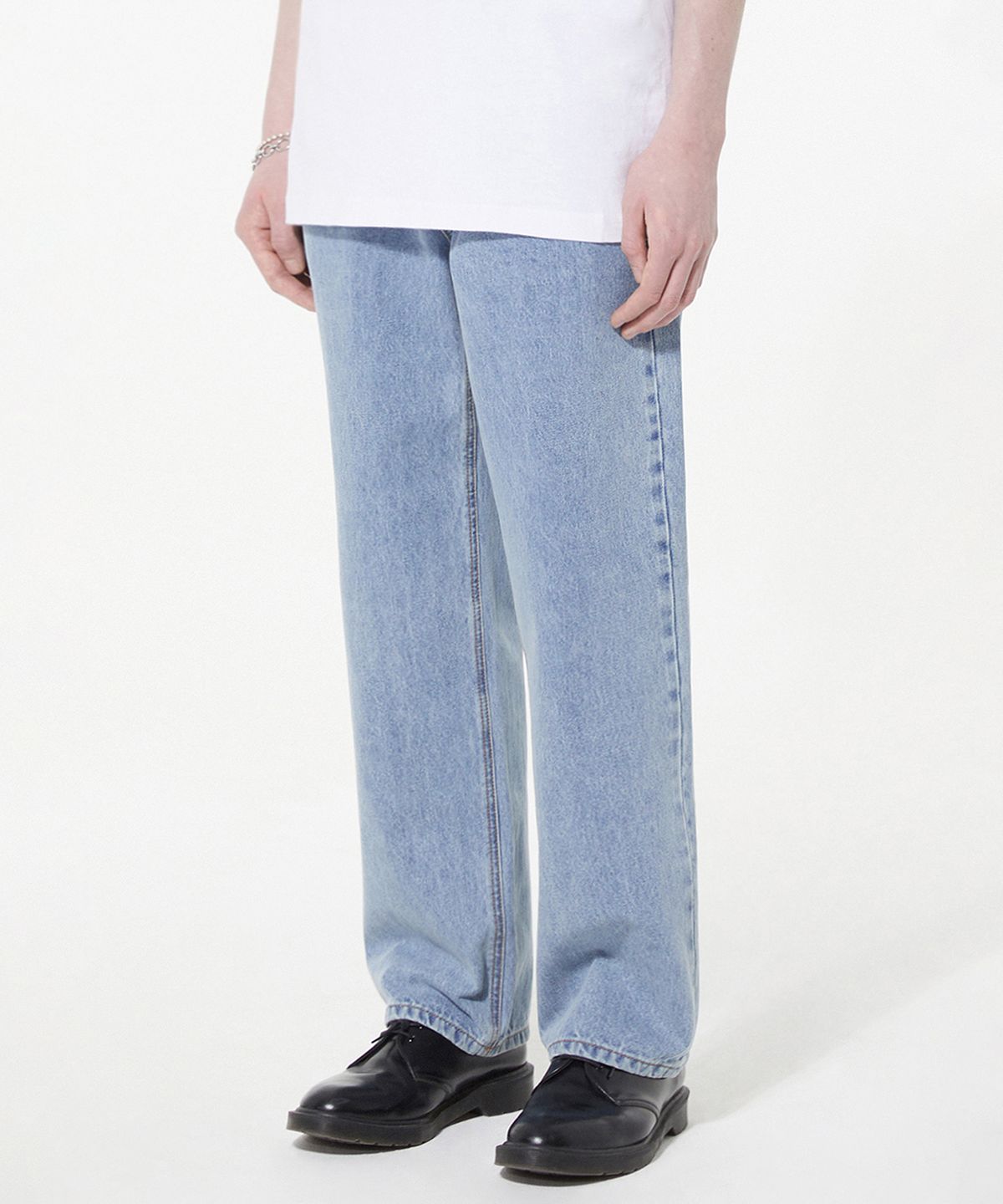 비바스튜디오(VIVASTUDIO) STRAIGHT SLUB DENIM PANTS [BLUE]