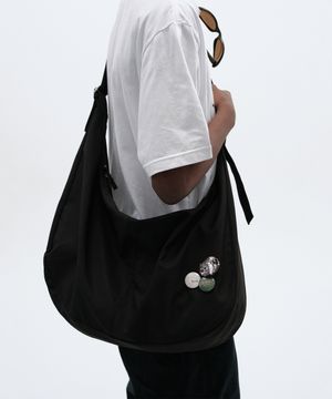 HALFMOON CROSS BAG [BLACK]