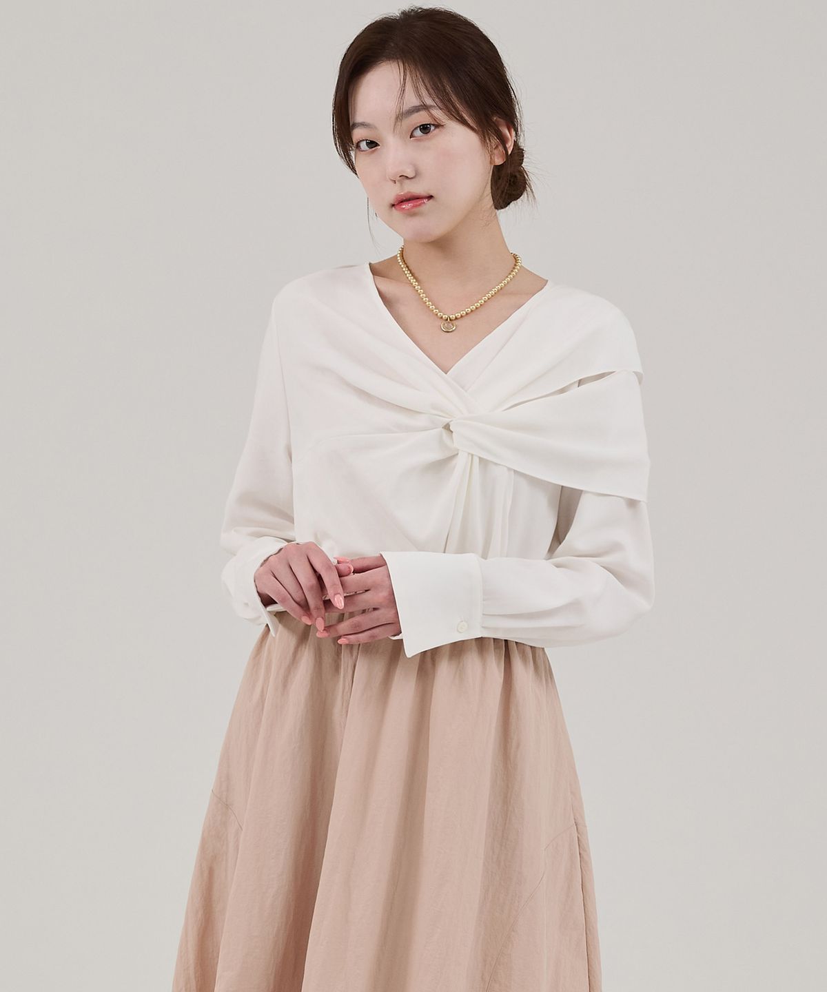 혜영킴(HYEYEONG KIM) 텐셀 인터레이스 롱슬리브 블라우스-화이트