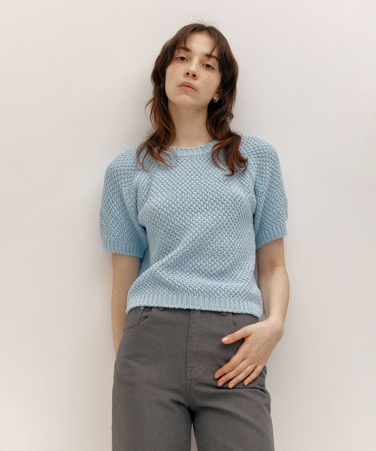 아바몰리(AVA MOLLI) ROUND NECK HALF-SLEEVES KNIT (SKY BLUE)