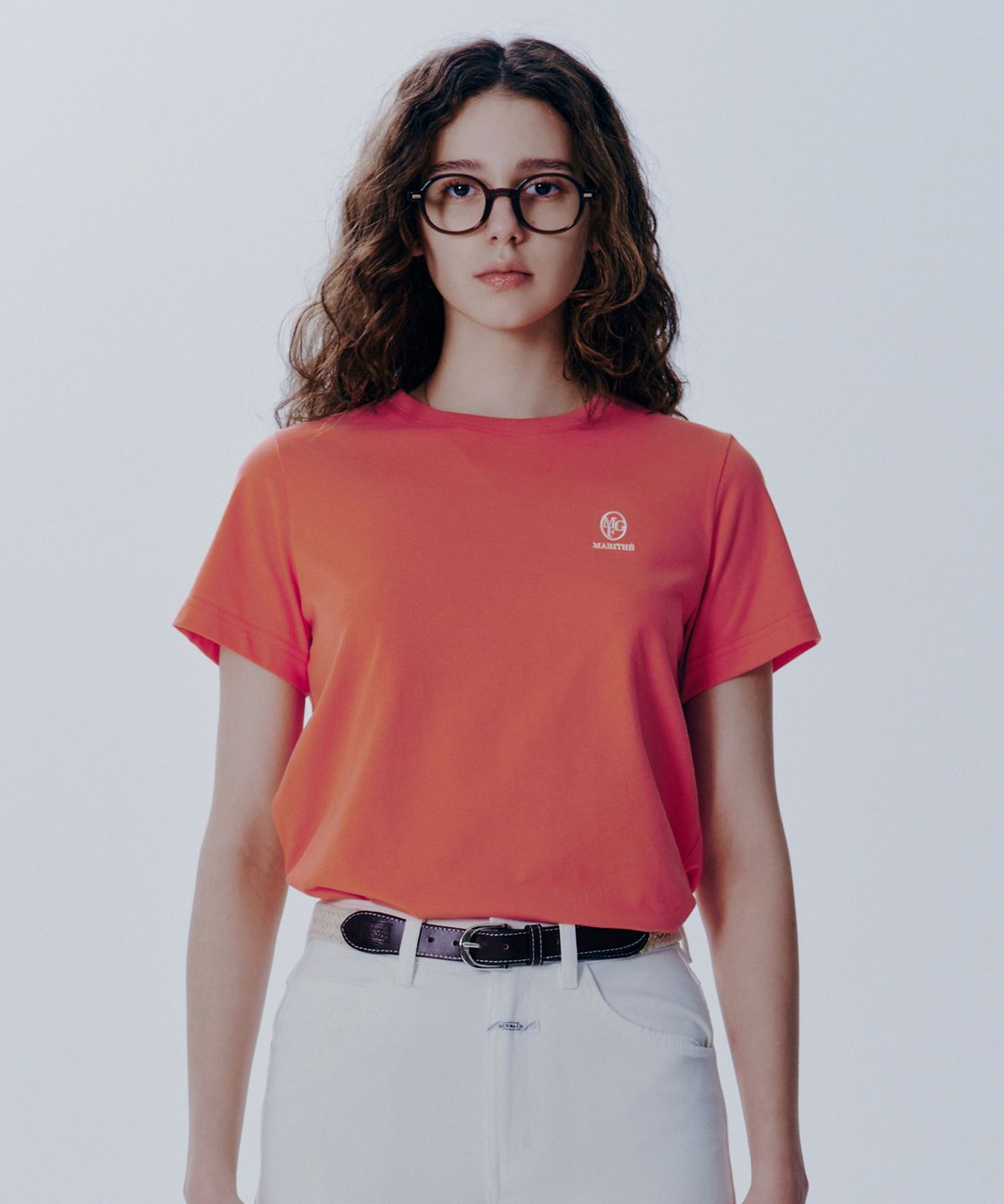 마리떼 프랑소와 저버(MARITHÉ + FRANҪOIS GIRBAUD) W EMBROIDERY LOGO TEE coral pink